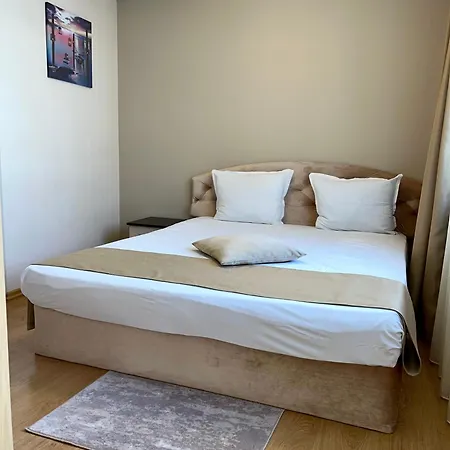 Silver Hotel